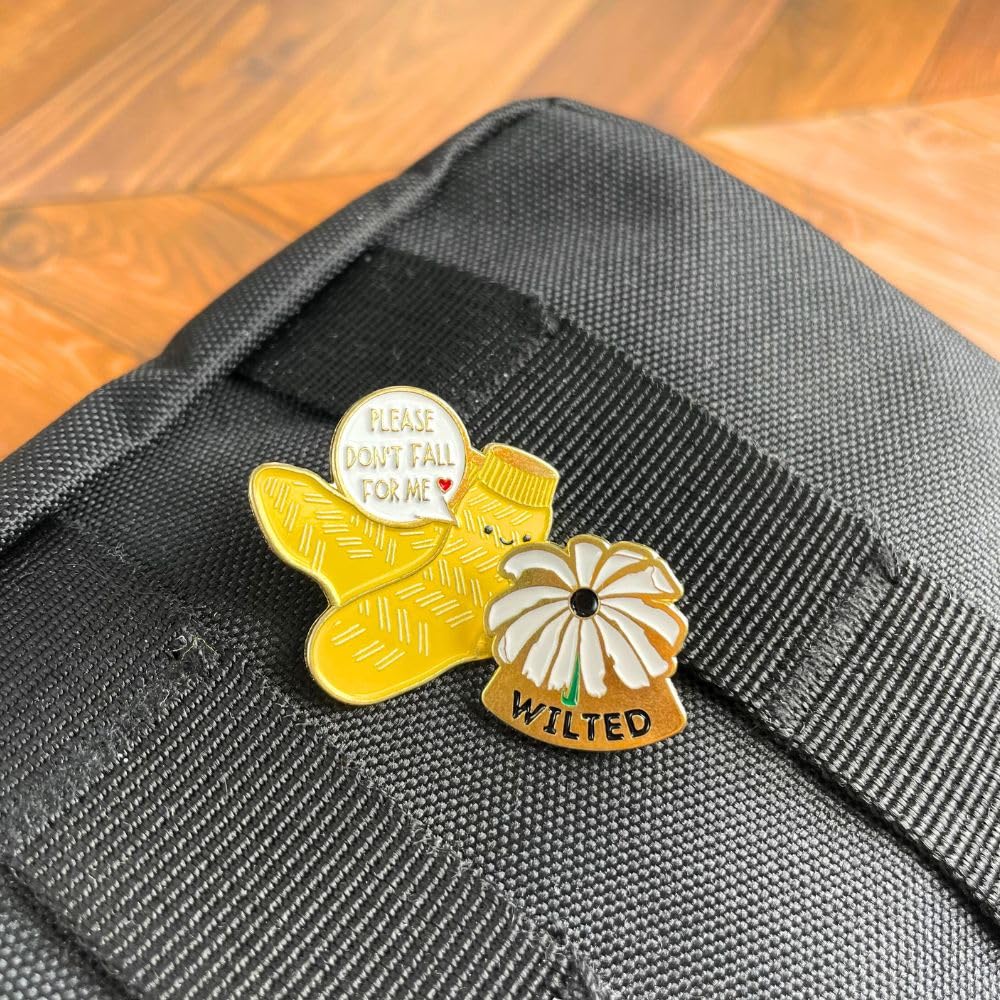 Don’t Fall For Me Funny Enamel Badge Pin